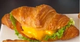 Croissant Burger